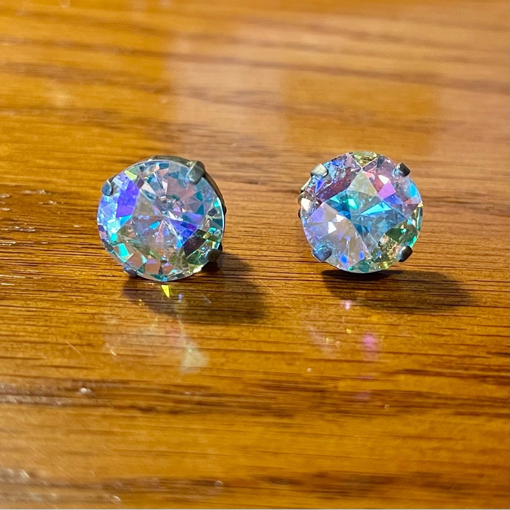 Sabika Iridescent Round Crystal Stud Earrings - Women Jewelry